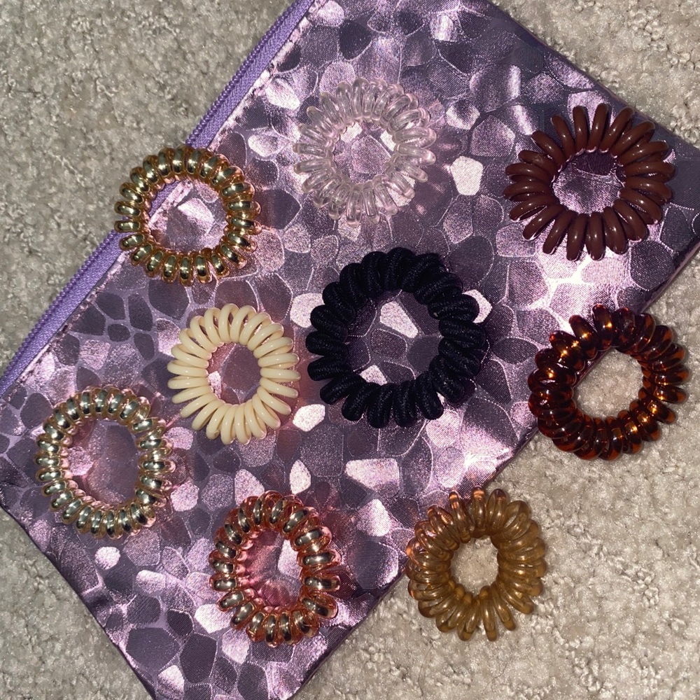 Spiral/Coil Hair Ties + Makeup Bag ☺️